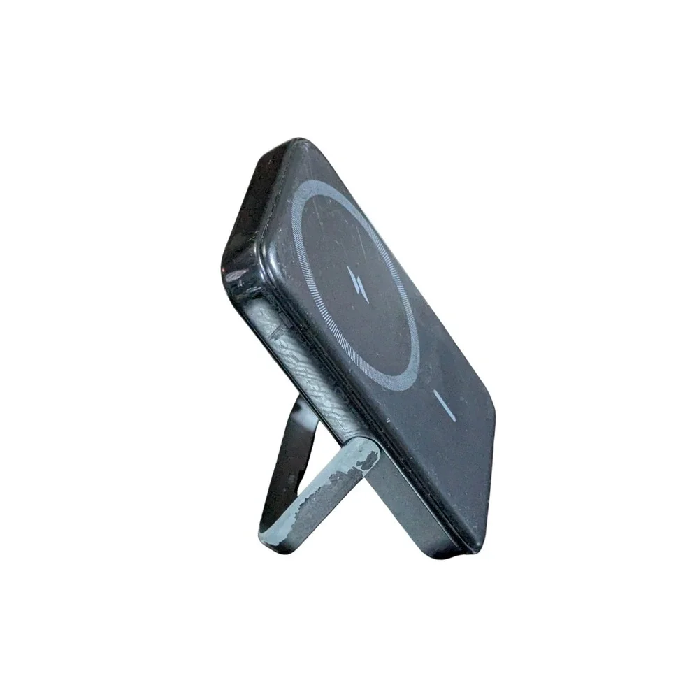 Cc1U Anker MagGo Magnetic Wireless Battery 5,000 mAh w/ Foldable Stand Blk, Used